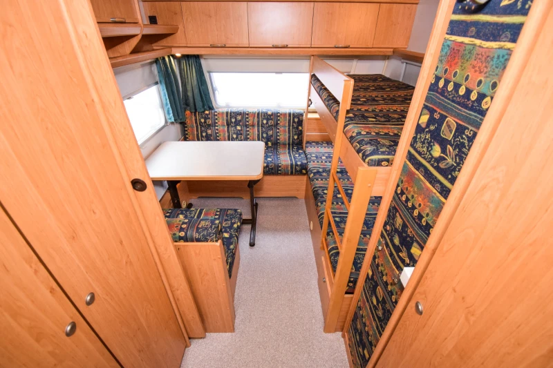 Каравана Knaus Sudwind Savanna 530TK+ ФОРСЕЛТ/5+ 1 места, снимка 11 - Каравани и кемпери - 52920036