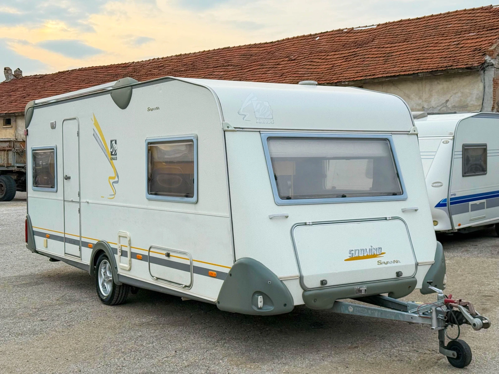 Каравана Knaus Sudwind Savanna 530TK+ ФОРСЕЛТ/5+ 1 места, снимка 1