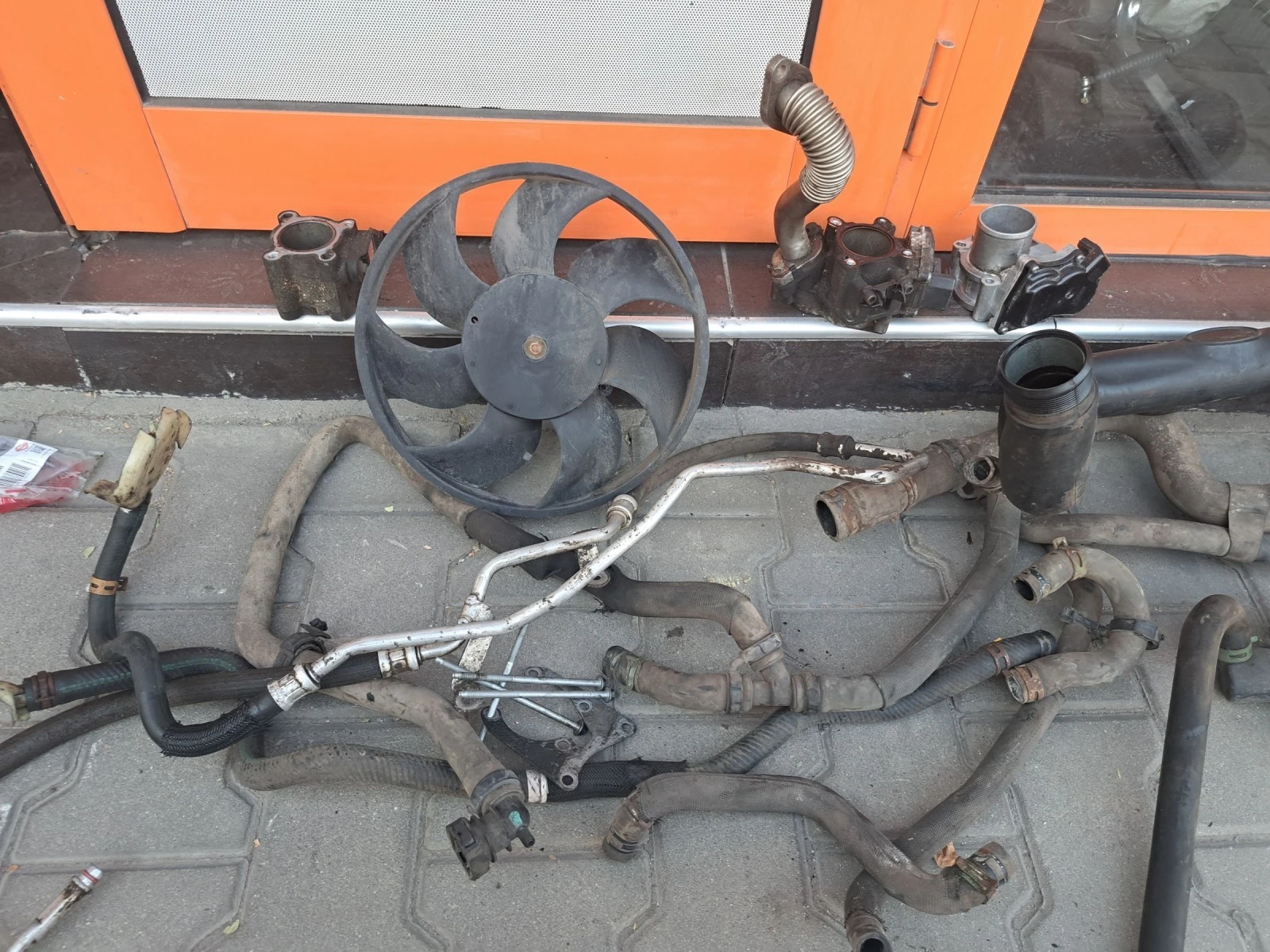     2014 | Mobile.bg   9