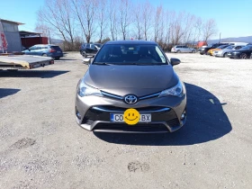 Toyota Avensis 1.8 - Газов Инжекцион!, снимка 2