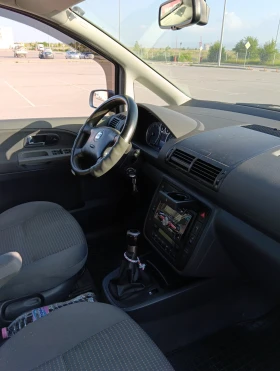 Seat Alhambra 1.8Т, снимка 7