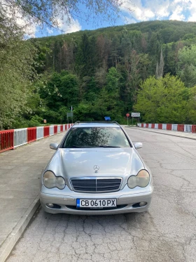 Mercedes-Benz C 220, снимка 2