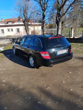 Mercedes-Benz C 220 Лек, снимка 2