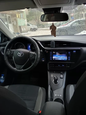 Toyota Auris - 13800 € / 26990.45 лв. - 97362514 3