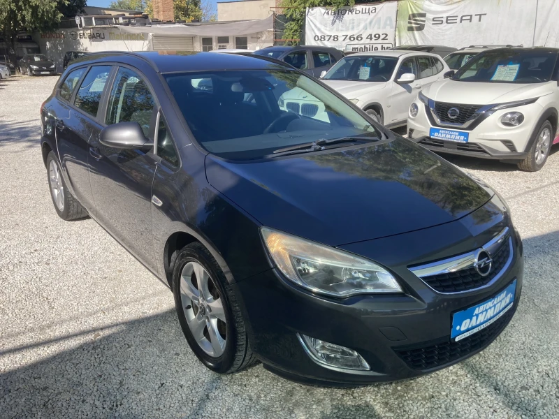 Opel Astra 1.7 CDTI, снимка 8 - Автомобили и джипове - 47436408