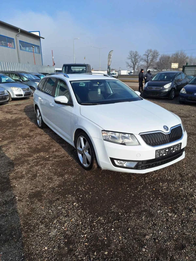 Skoda Octavia 1.6TDI 105PS. NAVI ITALIA, снимка 12 - Автомобили и джипове - 48545490