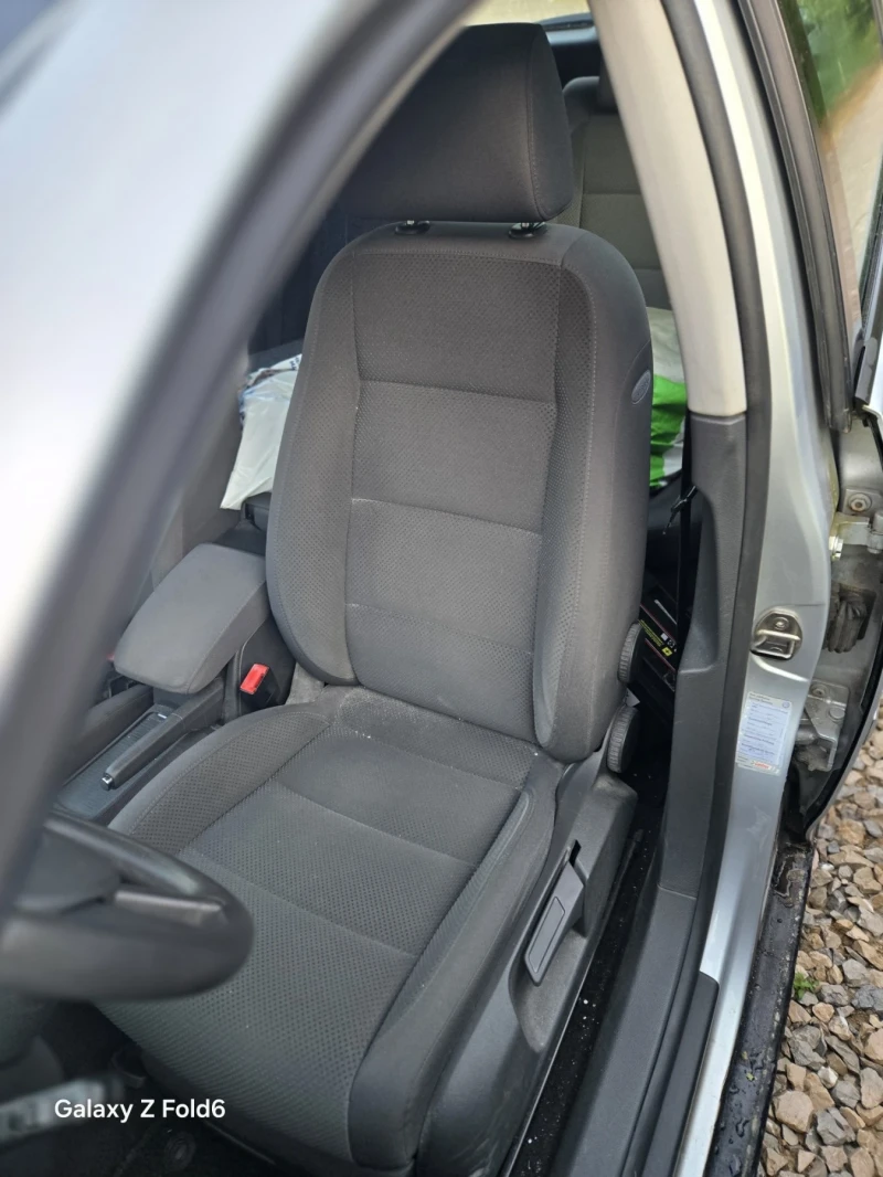 VW Golf, снимка 7 - Автомобили и джипове - 51886989