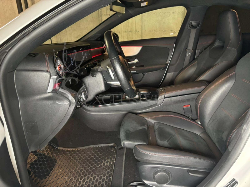 Mercedes-Benz CLA 200 D* AMG* KEYLESS-GO* DISTRONIC PRO* , снимка 9 - Автомобили и джипове - 51563237