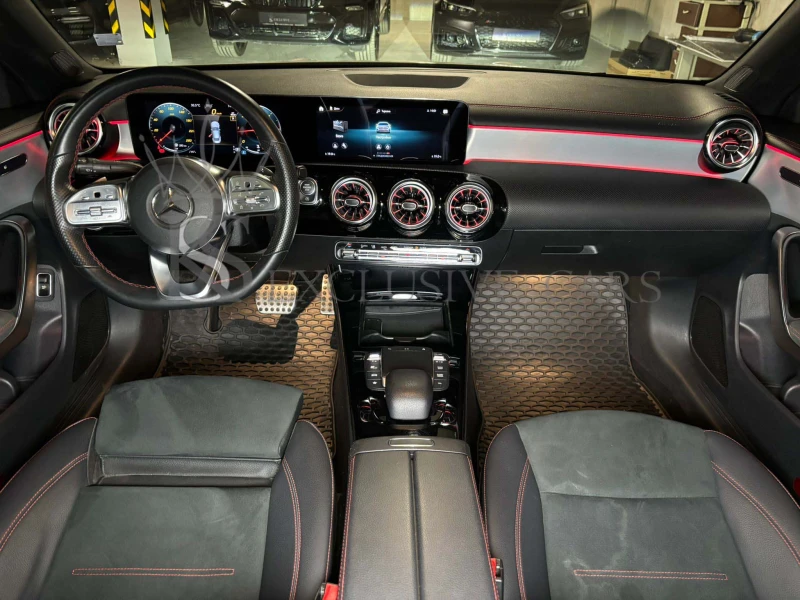 Mercedes-Benz CLA 200 D* AMG* KEYLESS-GO* DISTRONIC PRO* , снимка 15 - Автомобили и джипове - 51563237