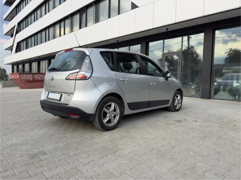 Renault Scenic, снимка 4 - Автомобили и джипове - 51608191