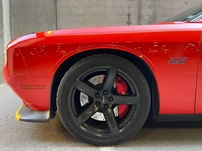 Dodge Challenger SRT 392Hemi 6.4, снимка 5 - Автомобили и джипове - 52658918