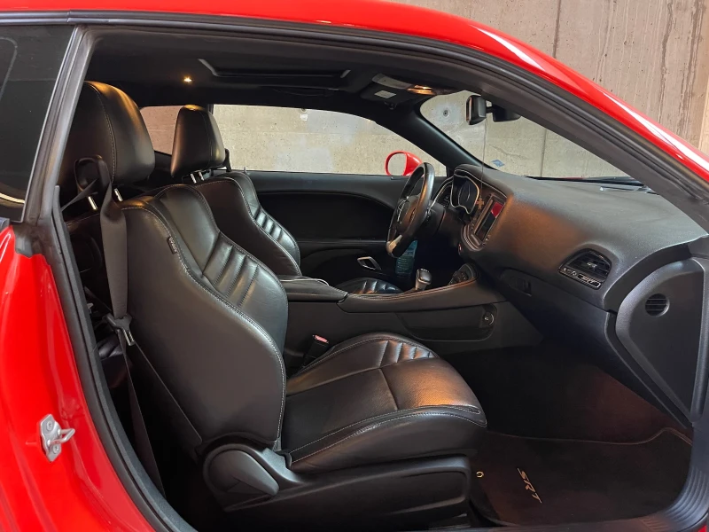 Dodge Challenger SRT 392Hemi 6.4, снимка 11 - Автомобили и джипове - 52658918