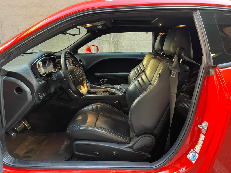 Dodge Challenger SRT 392Hemi 6.4, снимка 6 - Автомобили и джипове - 52658918