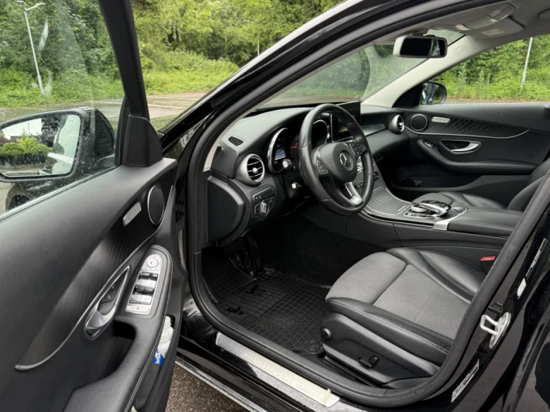 Mercedes-Benz C 220, снимка 10 - Автомобили и джипове - 52864107