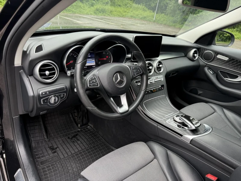 Mercedes-Benz C 220, снимка 3 - Автомобили и джипове - 52864107