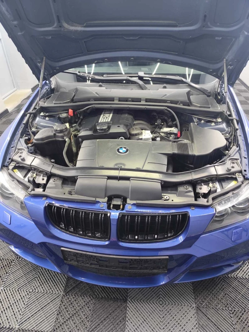 BMW 320 E92 320i 6ск , снимка 9 - Автомобили и джипове - 52921585