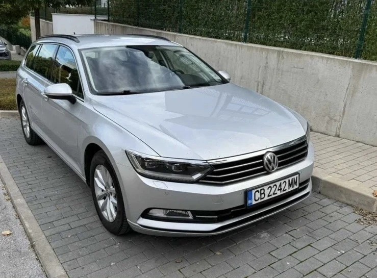 VW Passat, снимка 10 - Автомобили и джипове - 52524690