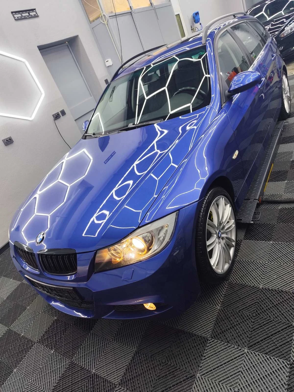 BMW 320 E92 320i 6ск , снимка 1