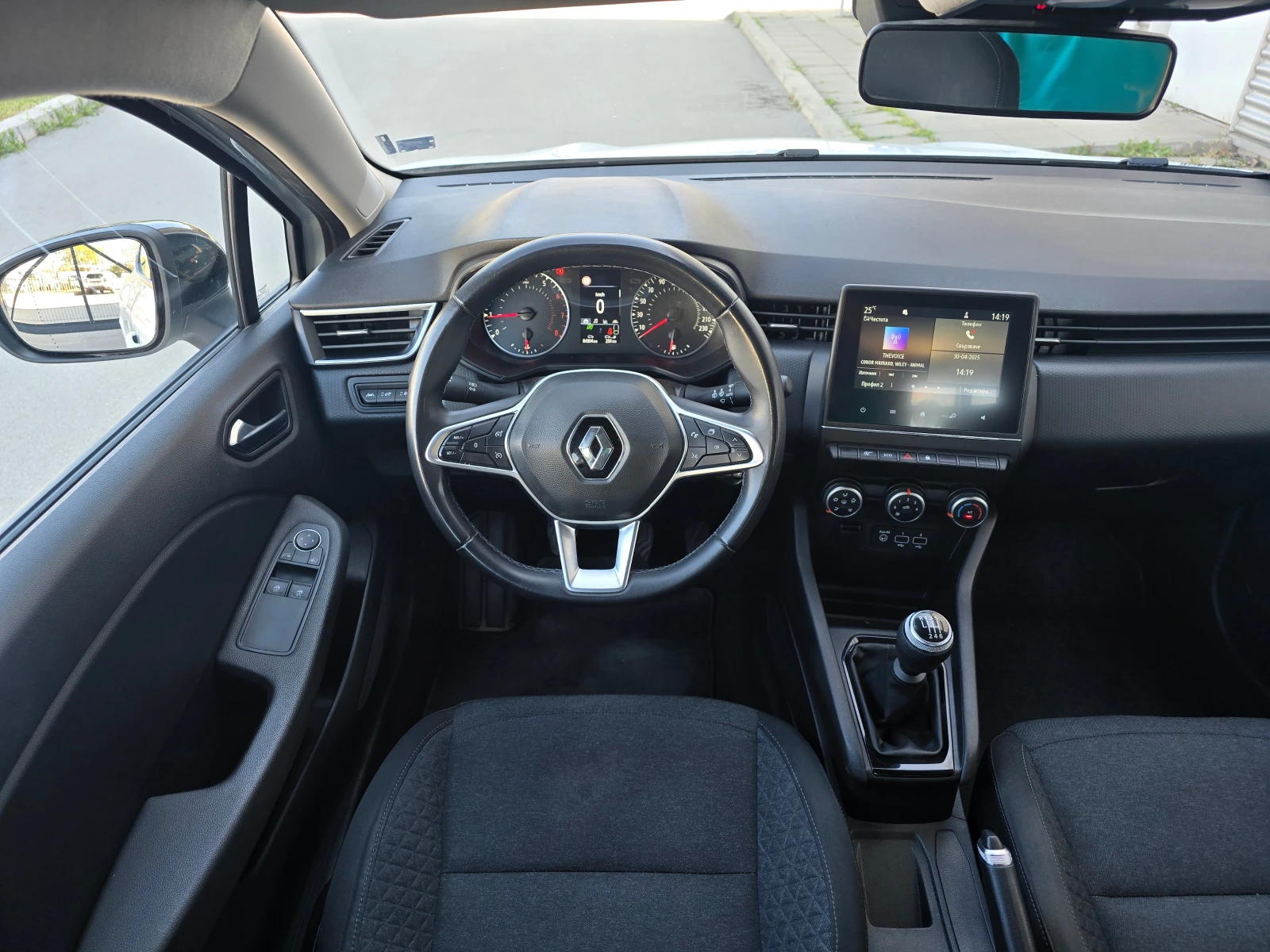 Renault Clio 1.0 Tce - изображение 10