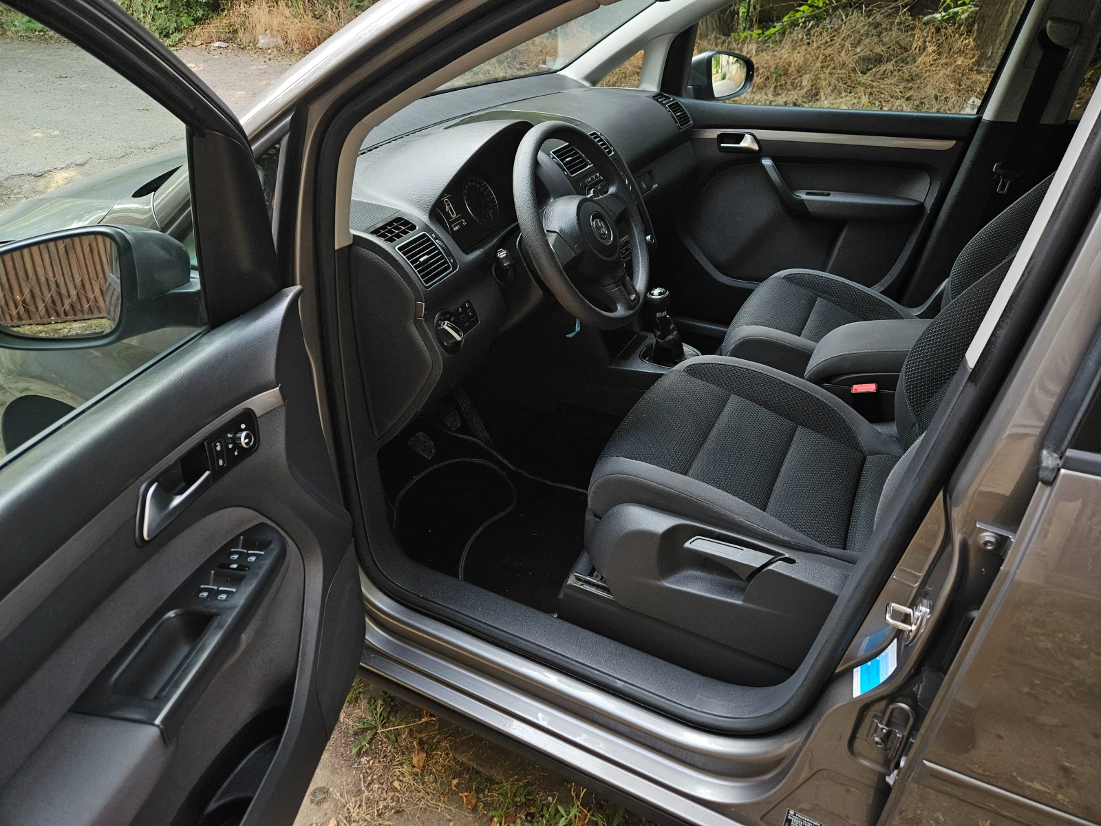 VW Touran 1.4 TSI - изображение 9