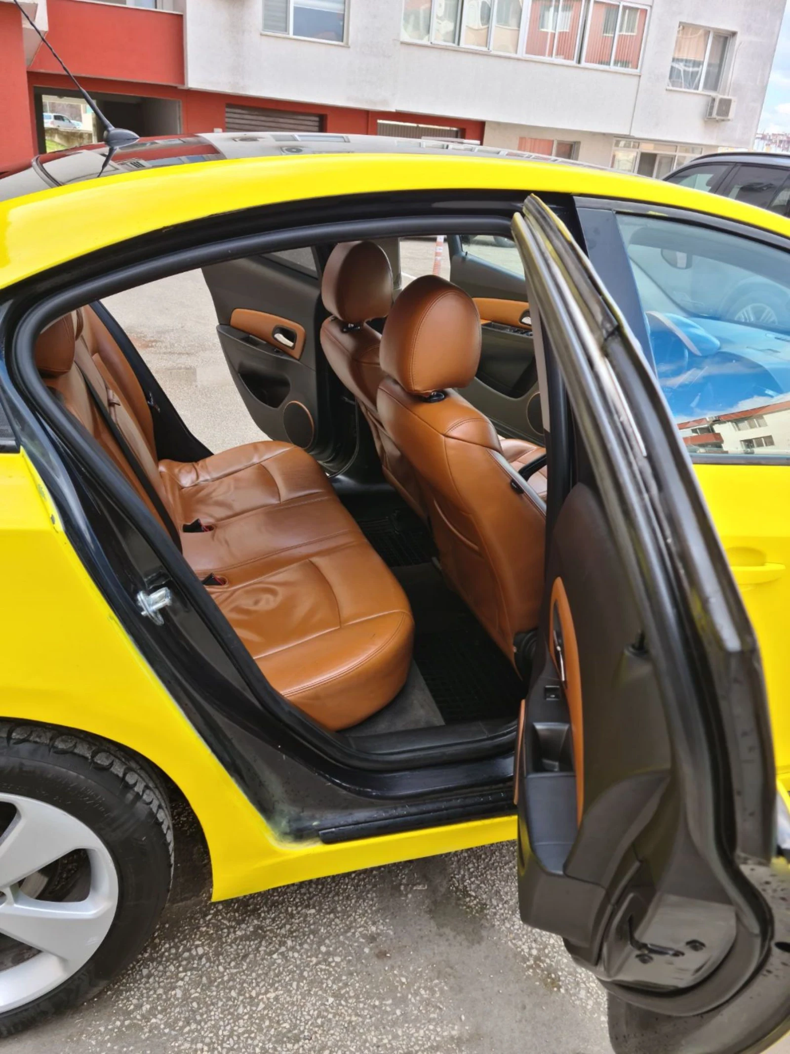 Chevrolet Cruze  - изображение 10