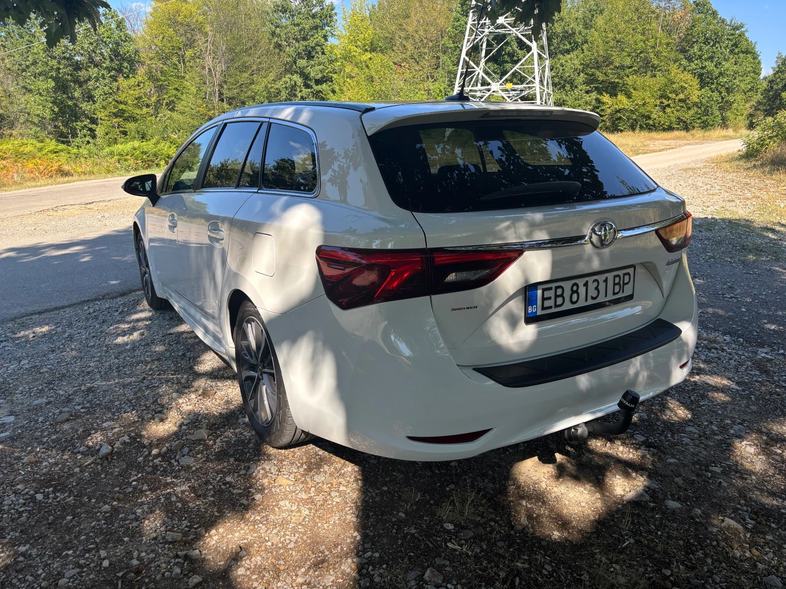 Toyota Avensis  - изображение 4