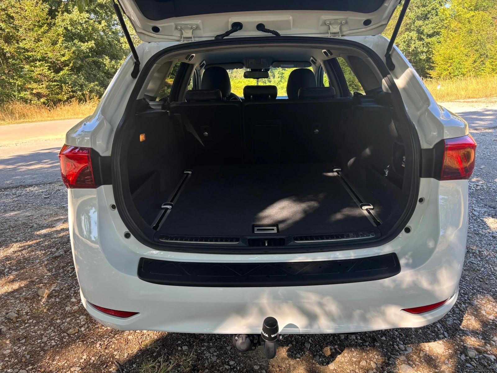 Toyota Avensis  - изображение 6