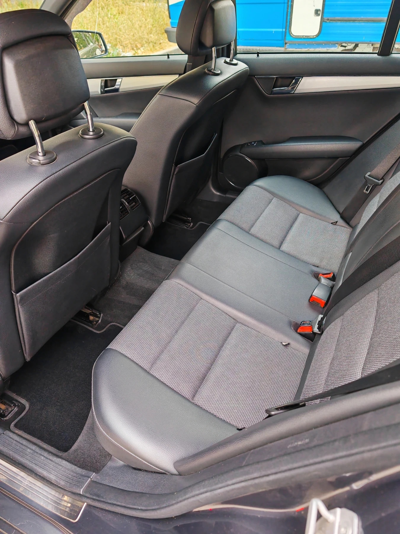 Mercedes-Benz C 220  - изображение 10