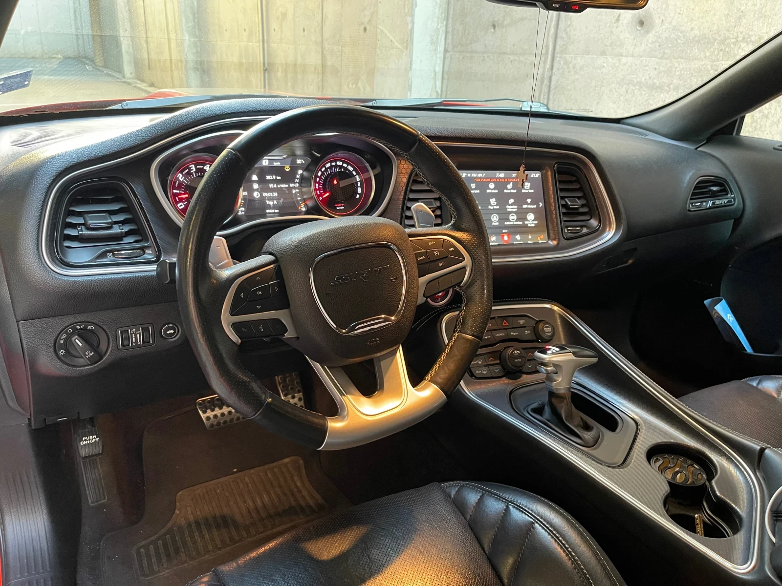 Dodge Challenger SRT 392Hemi 6.4 - изображение 7