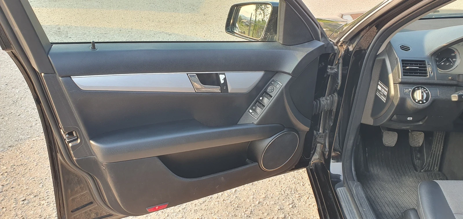 Mercedes-Benz C 220 AVANTGARDE - изображение 9