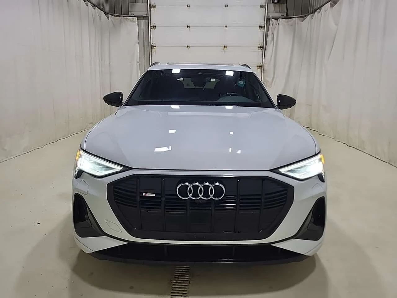 Audi E-Tron PROGRESSIV / 360 / ������� / OT ���������������� | Mobile.bg � ����������� 2