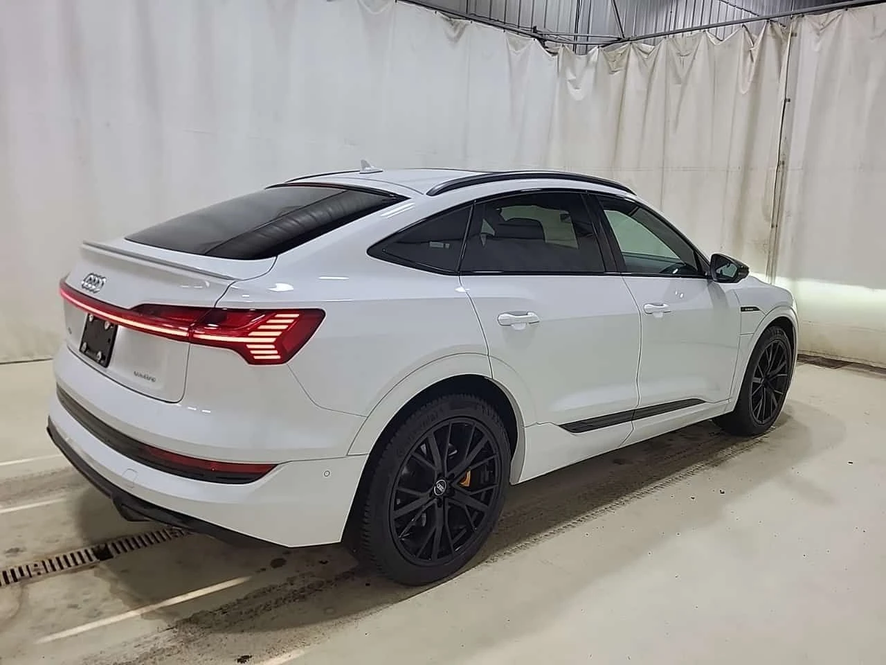 Audi E-Tron PROGRESSIV / 360 / ������� / OT ���������������� | Mobile.bg � ����������� 3