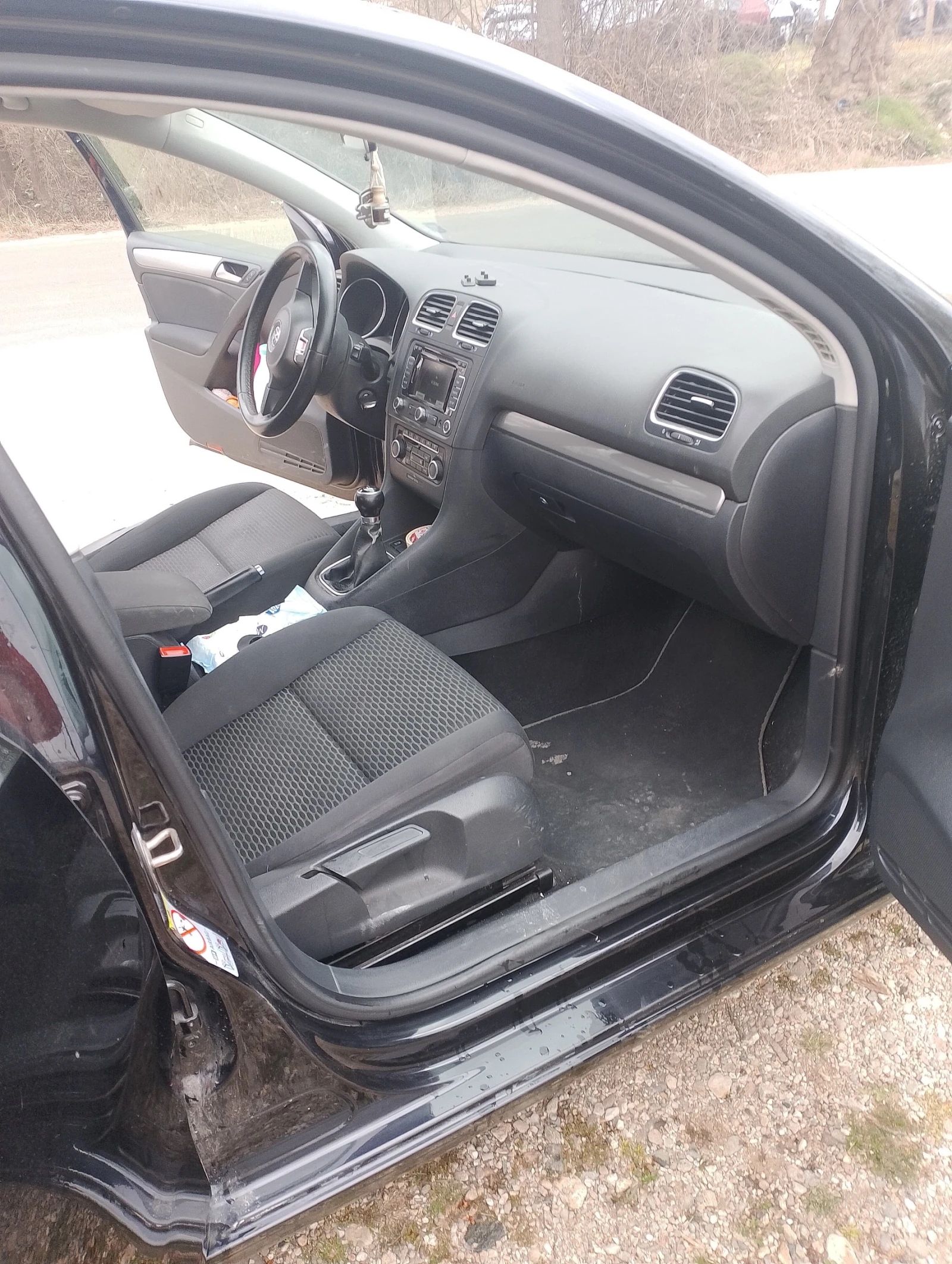 VW Golf 5, снимка 6 - Автомобили и джипове - 53865486