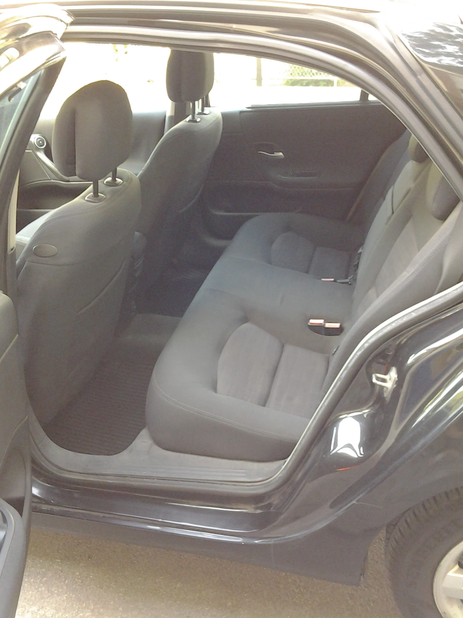 Renault Laguna 2, снимка 9 - Автомобили и джипове - 54086174