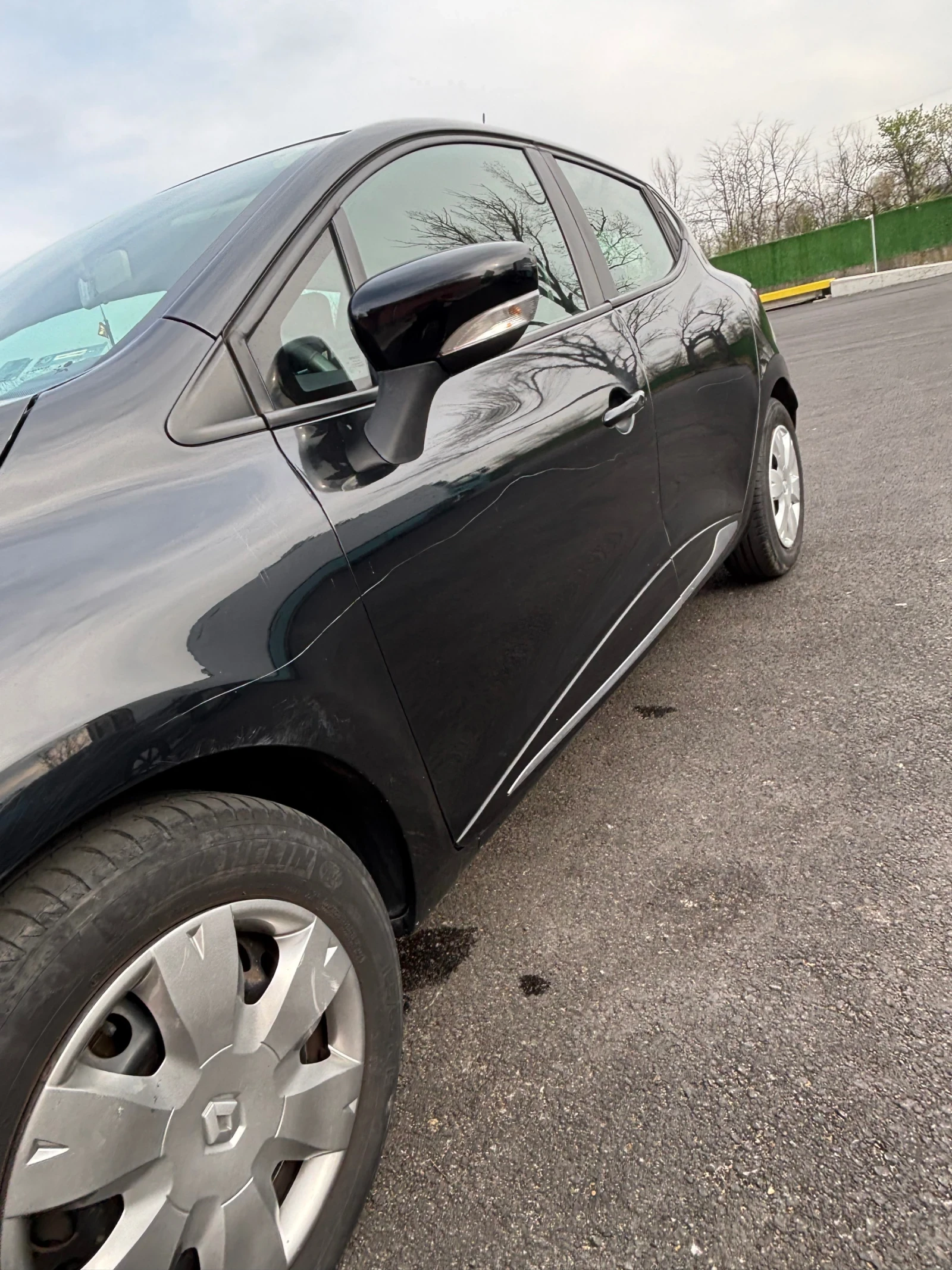 Renault Clio, снимка 10 - Автомобили и джипове - 54608189