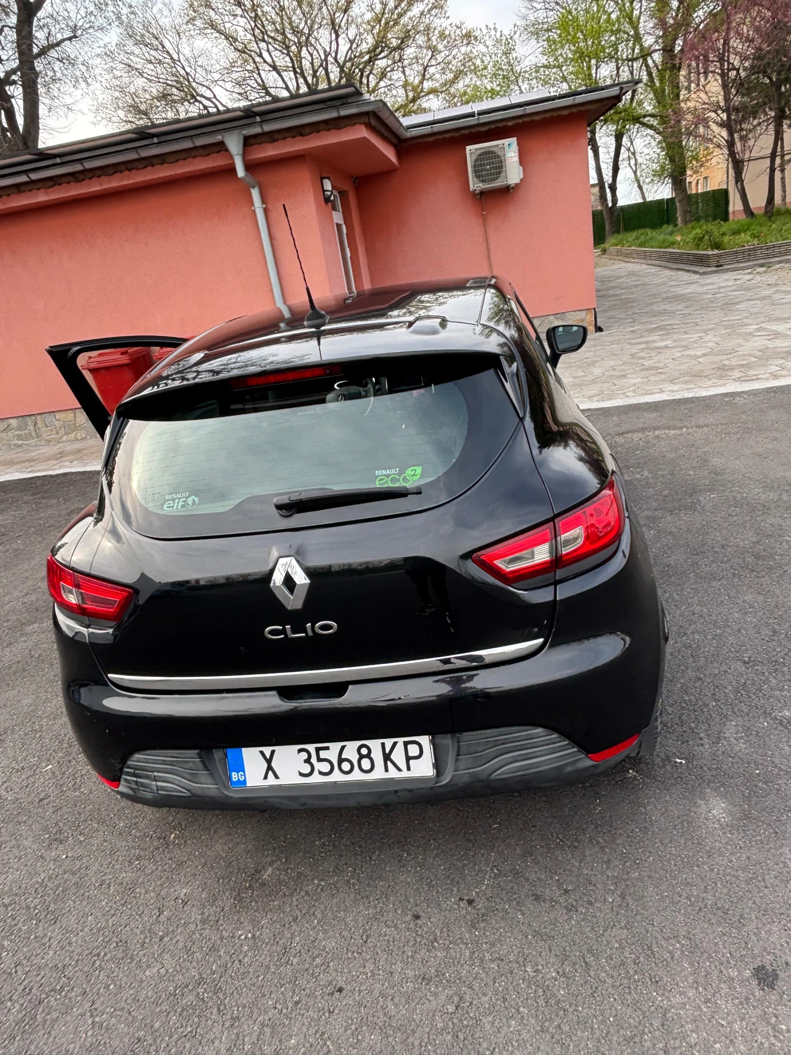 Renault Clio, снимка 12 - Автомобили и джипове - 54608189