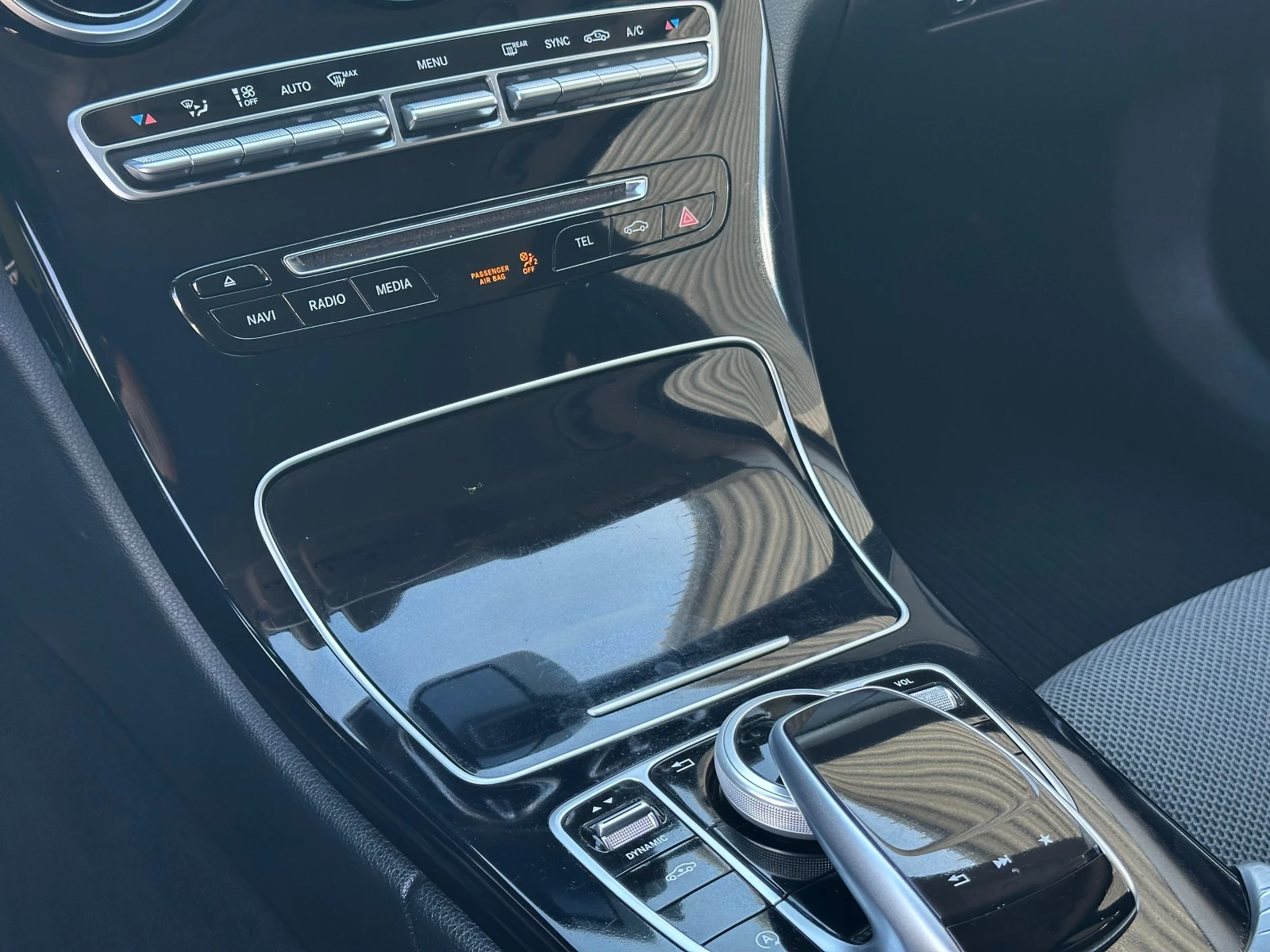 Mercedes-Benz C 220 C220 4-MATIK -AIRMATIC , снимка 11 - Автомобили и джипове - 54430360
