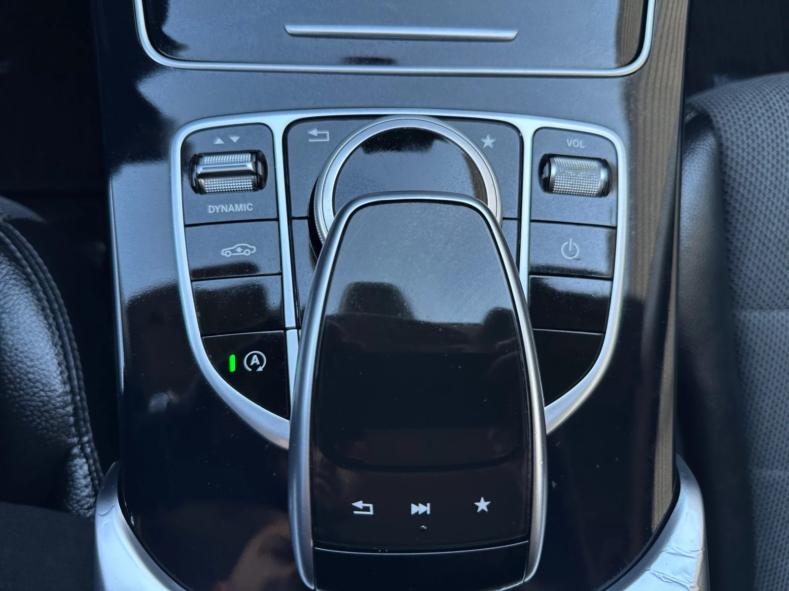 Mercedes-Benz C 220 C220 4-MATIK -AIRMATIC , снимка 12 - Автомобили и джипове - 54430360