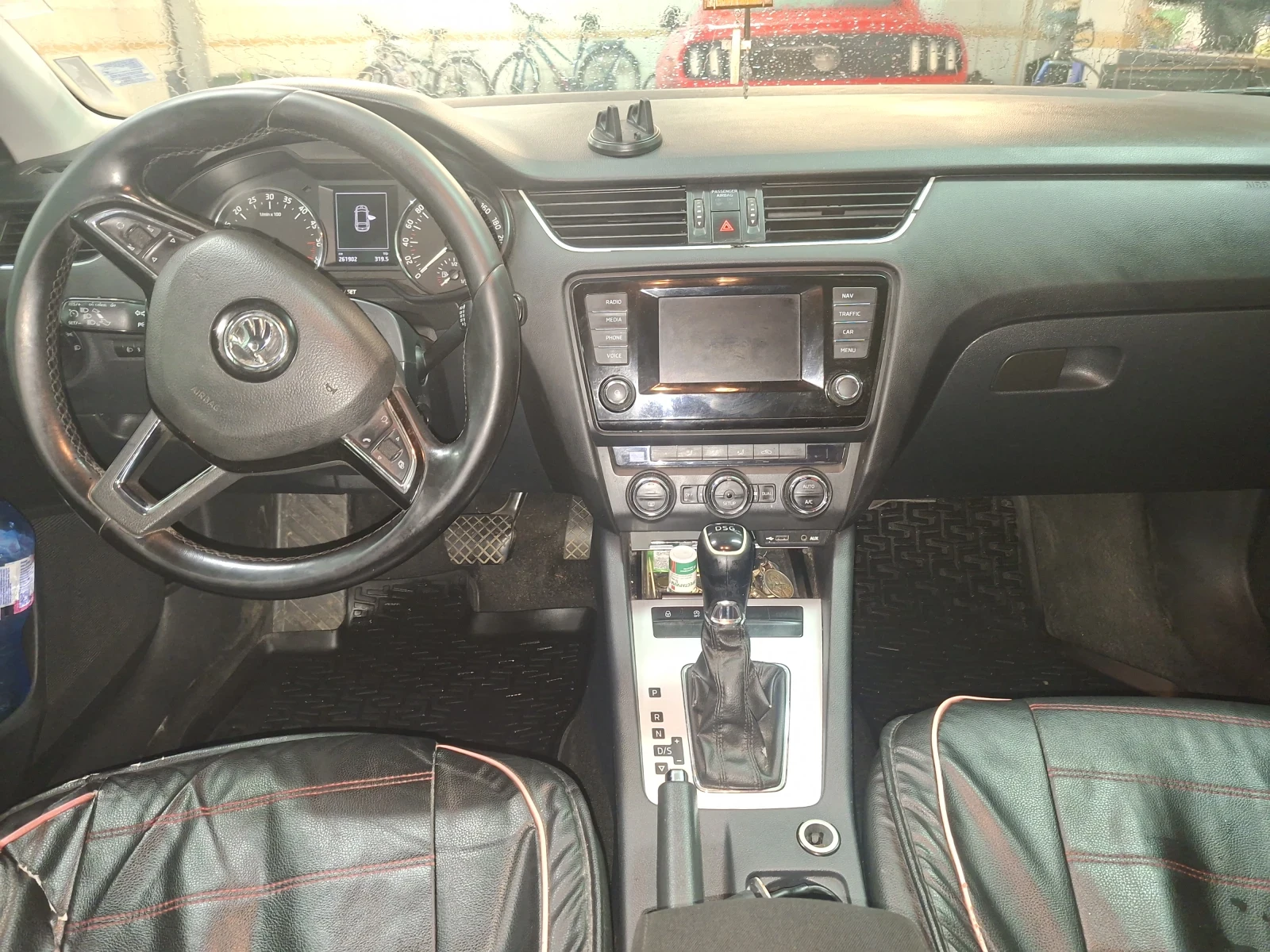 Skoda Octavia, снимка 9 - Автомобили и джипове - 54657552