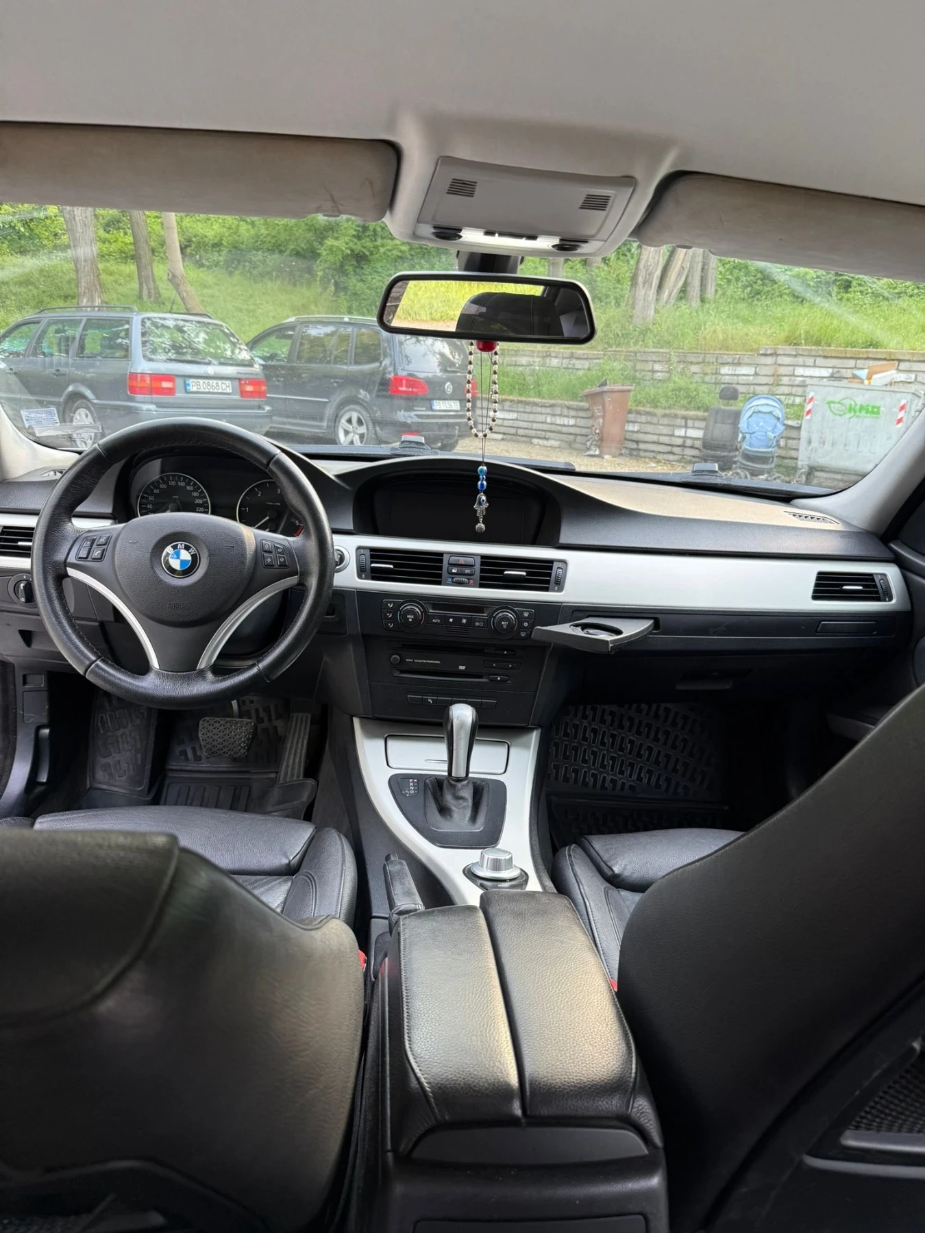BMW 320, снимка 10 - Автомобили и джипове - 54703250