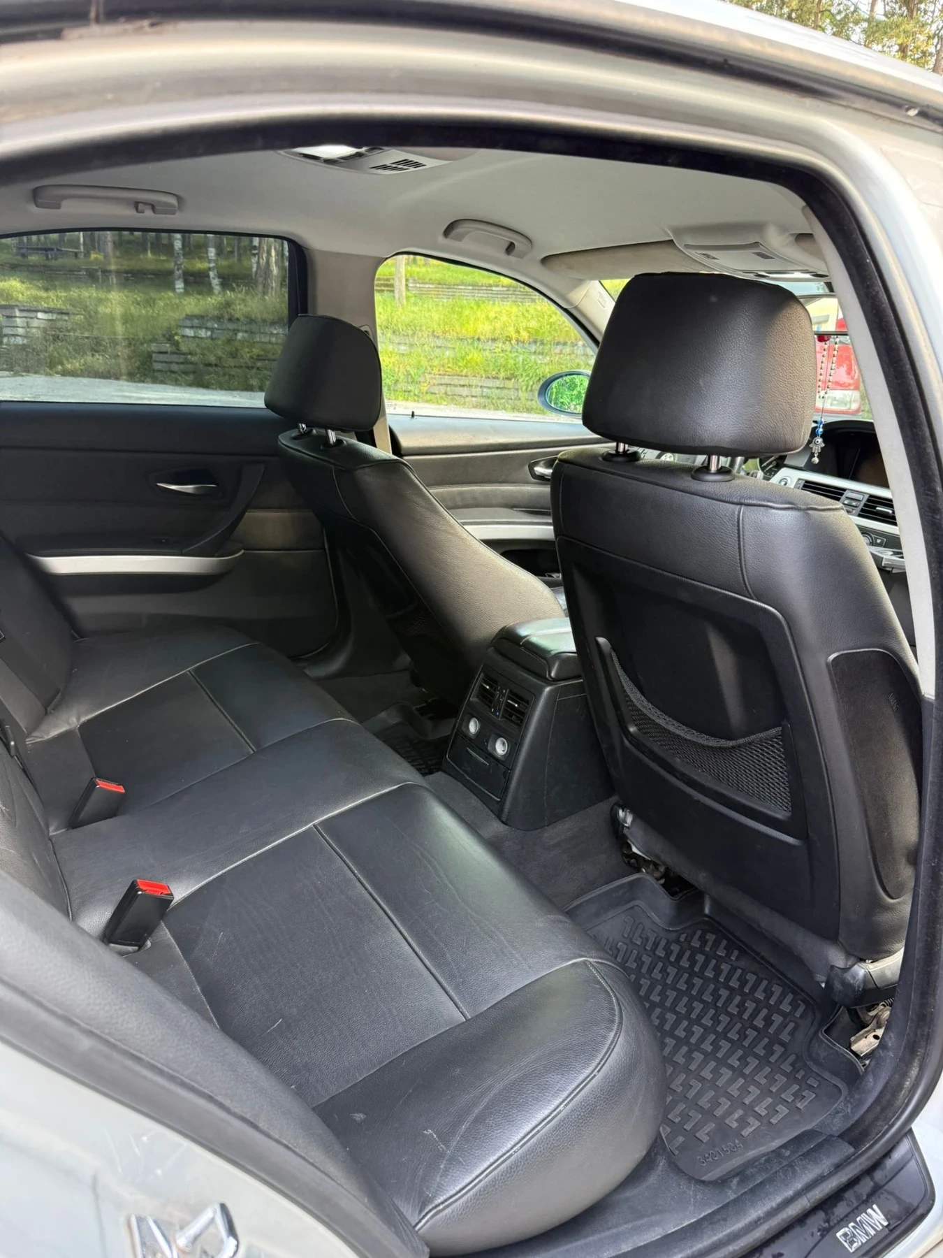 BMW 320, снимка 16 - Автомобили и джипове - 54703250