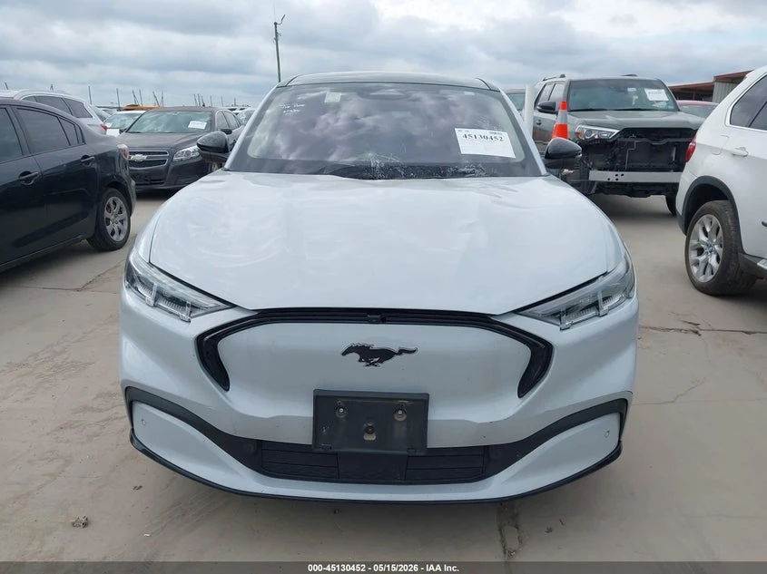 Ford Mustang Mach-E Premium, снимка 13 - Автомобили и джипове - 55127029
