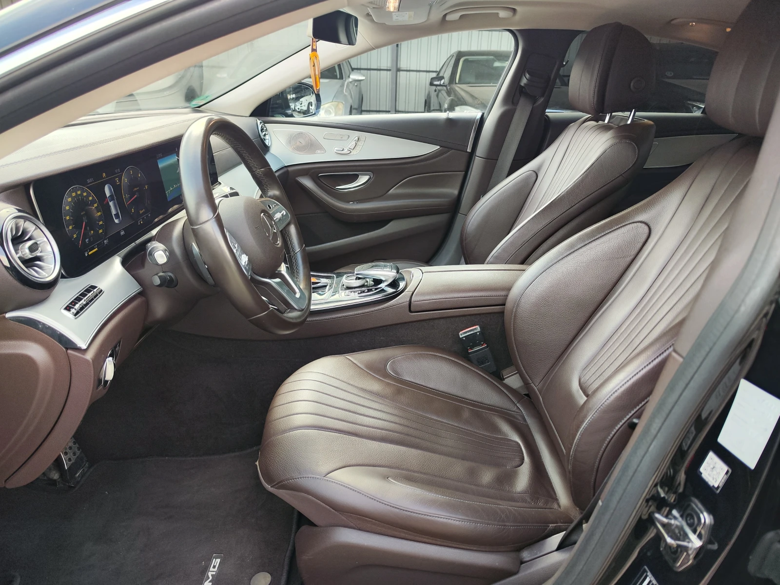 Mercedes-Benz CLS 350 AMG* BURMESTER* DISTR* PODGREV* CAMERA* LIZING, снимка 5 - Автомобили и джипове - 55326719