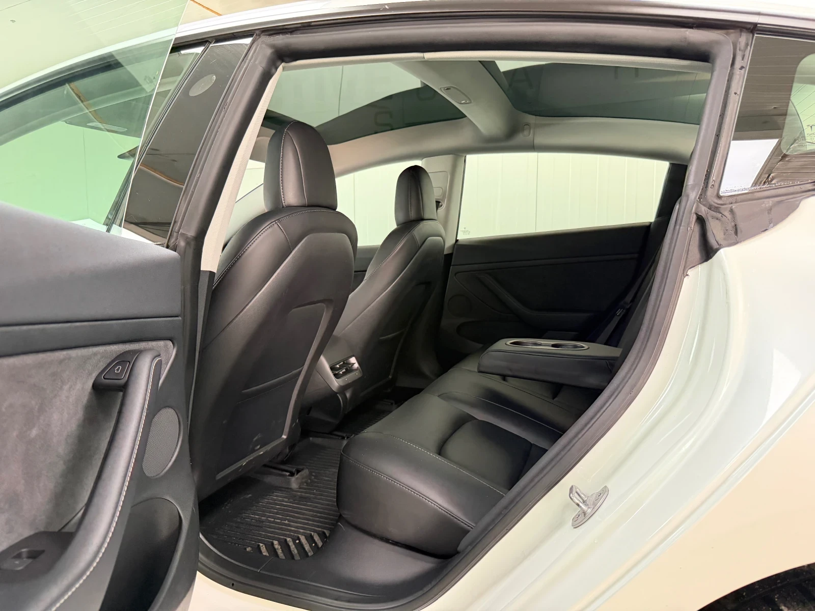 Tesla Model 3 * 24 500км*  LFP, снимка 12 - Автомобили и джипове - 55578785
