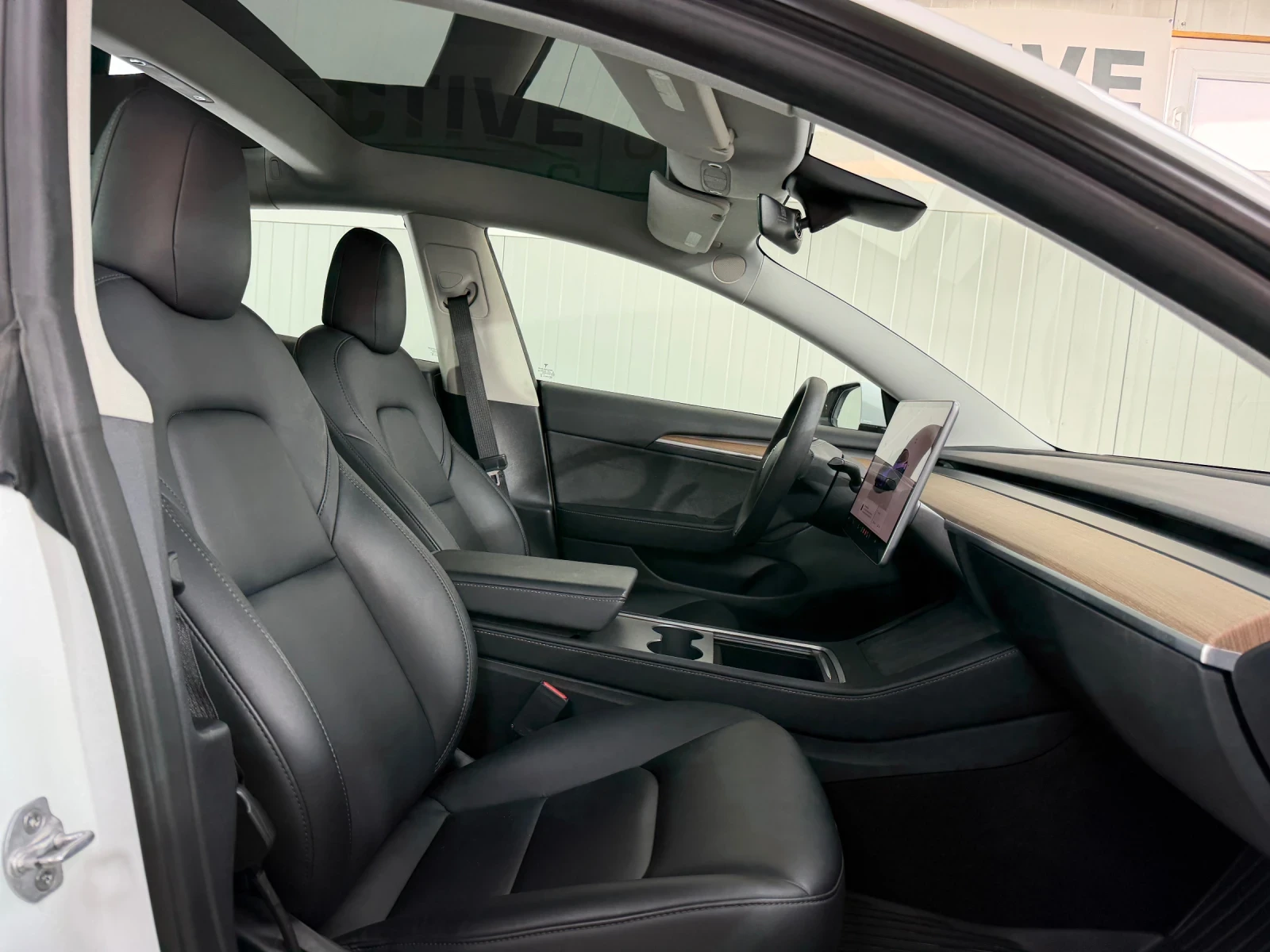 Tesla Model 3 * 24 500км*  LFP, снимка 10 - Автомобили и джипове - 55578785