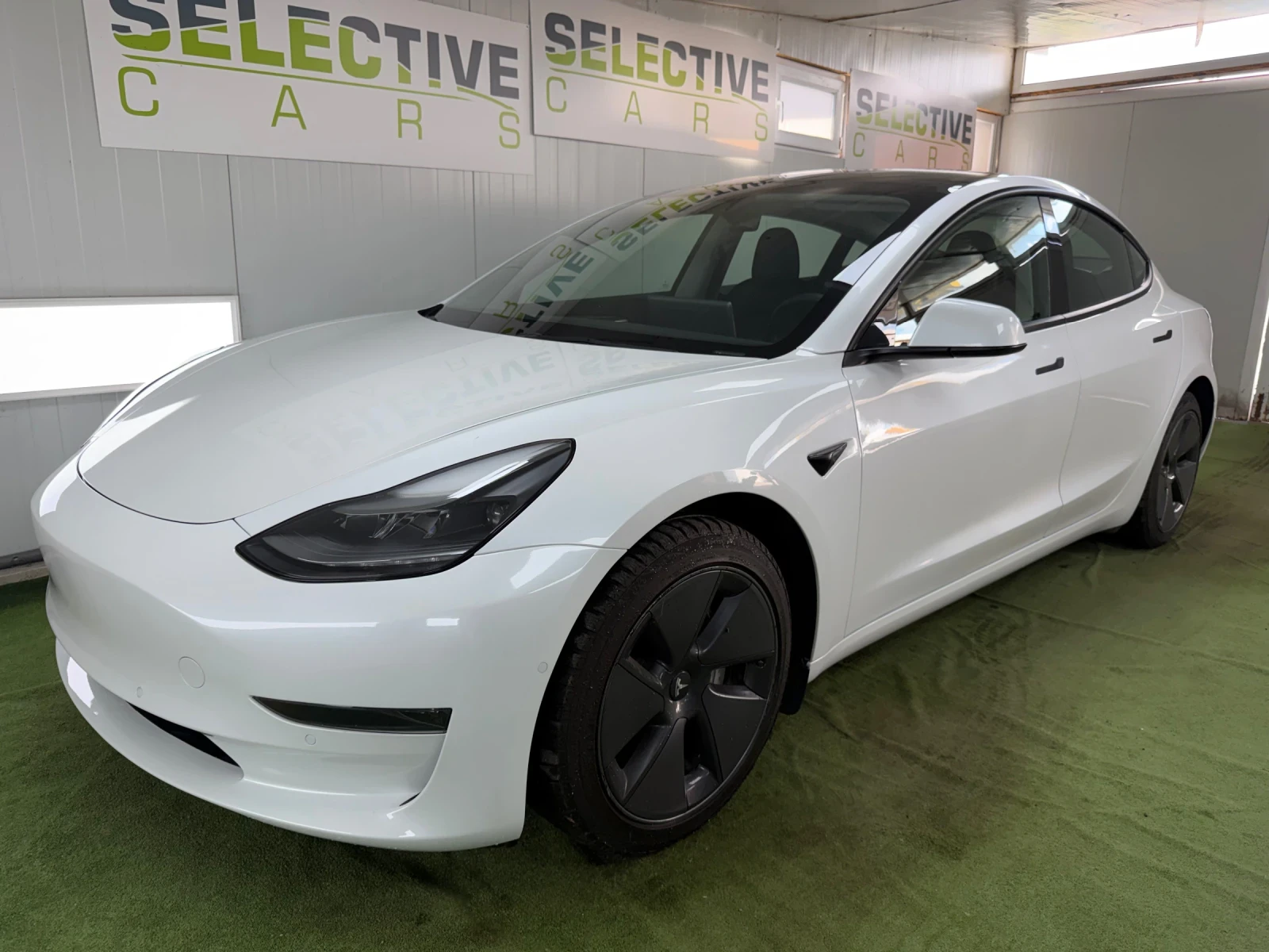 Tesla Model 3 * 24 500км* 