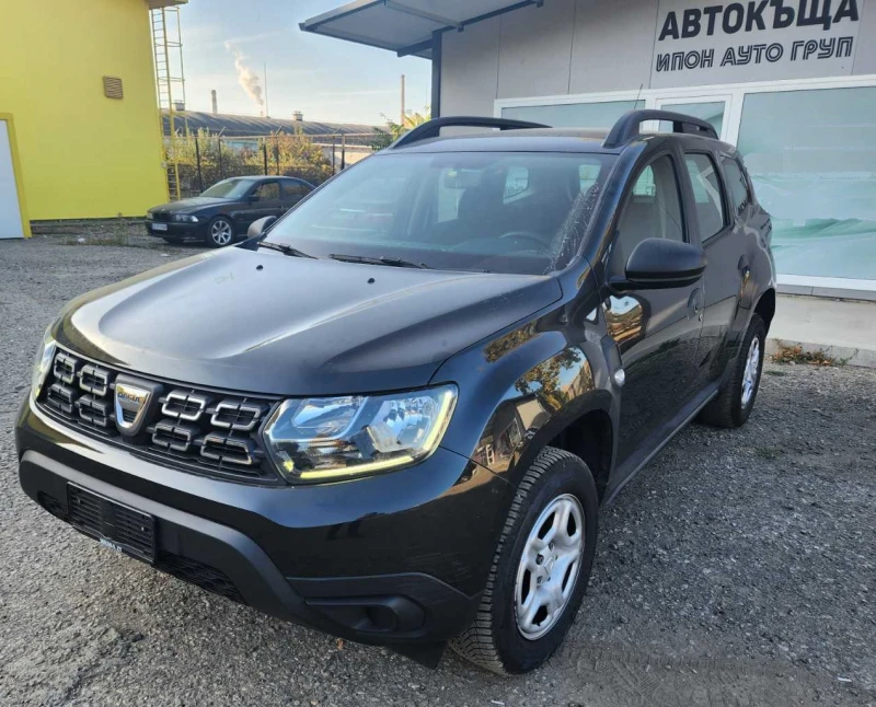 Dacia Duster Напълно обслужен!!!, снимка 1 - Автомобили и джипове - 48471327