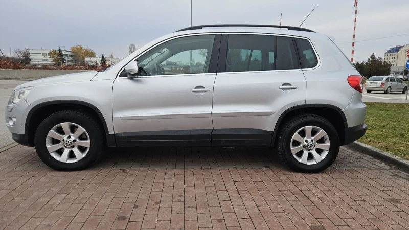 VW Tiguan 2.0 TSI 4motion, снимка 3 - Автомобили и джипове - 48474371