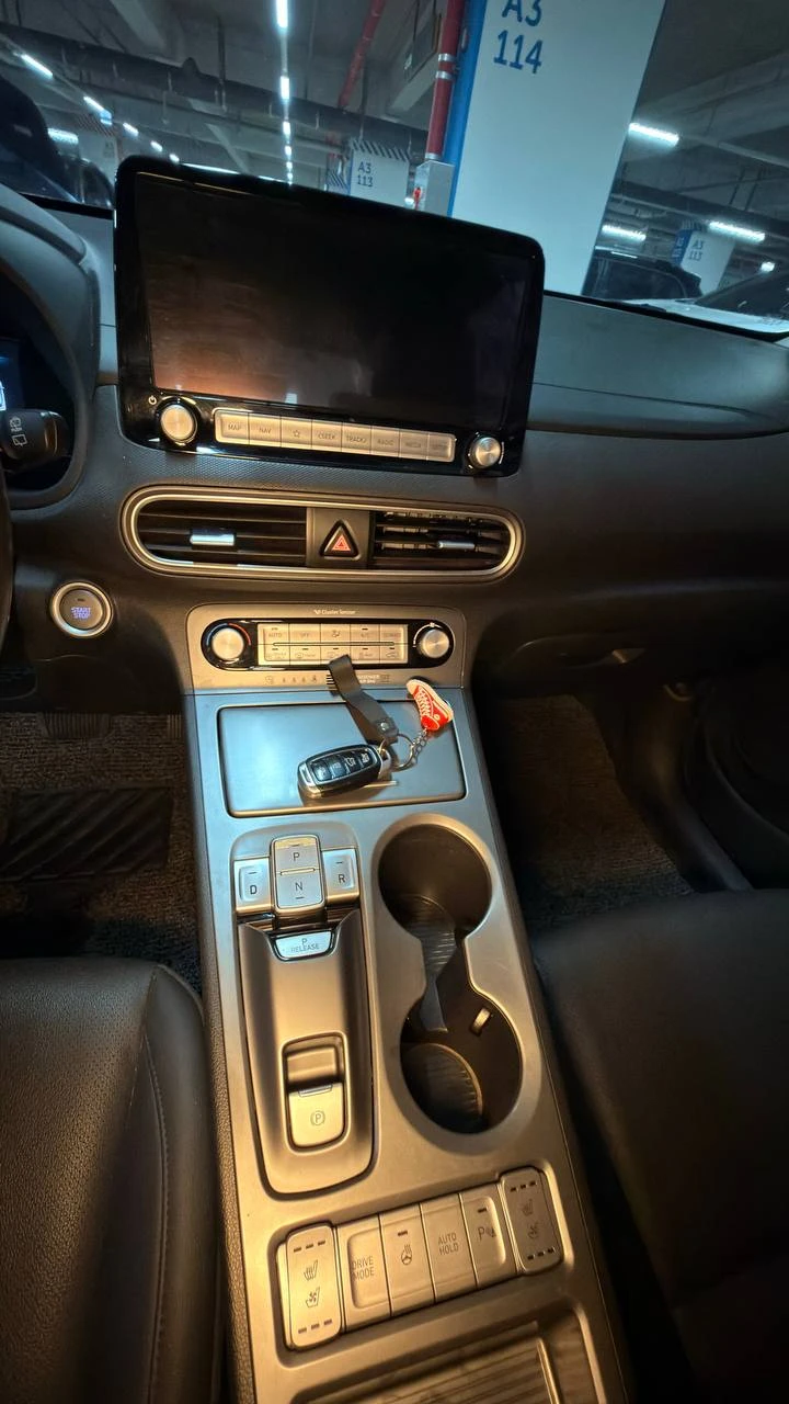 Hyundai Kona 64kw 205hp, снимка 12 - Автомобили и джипове - 56314352