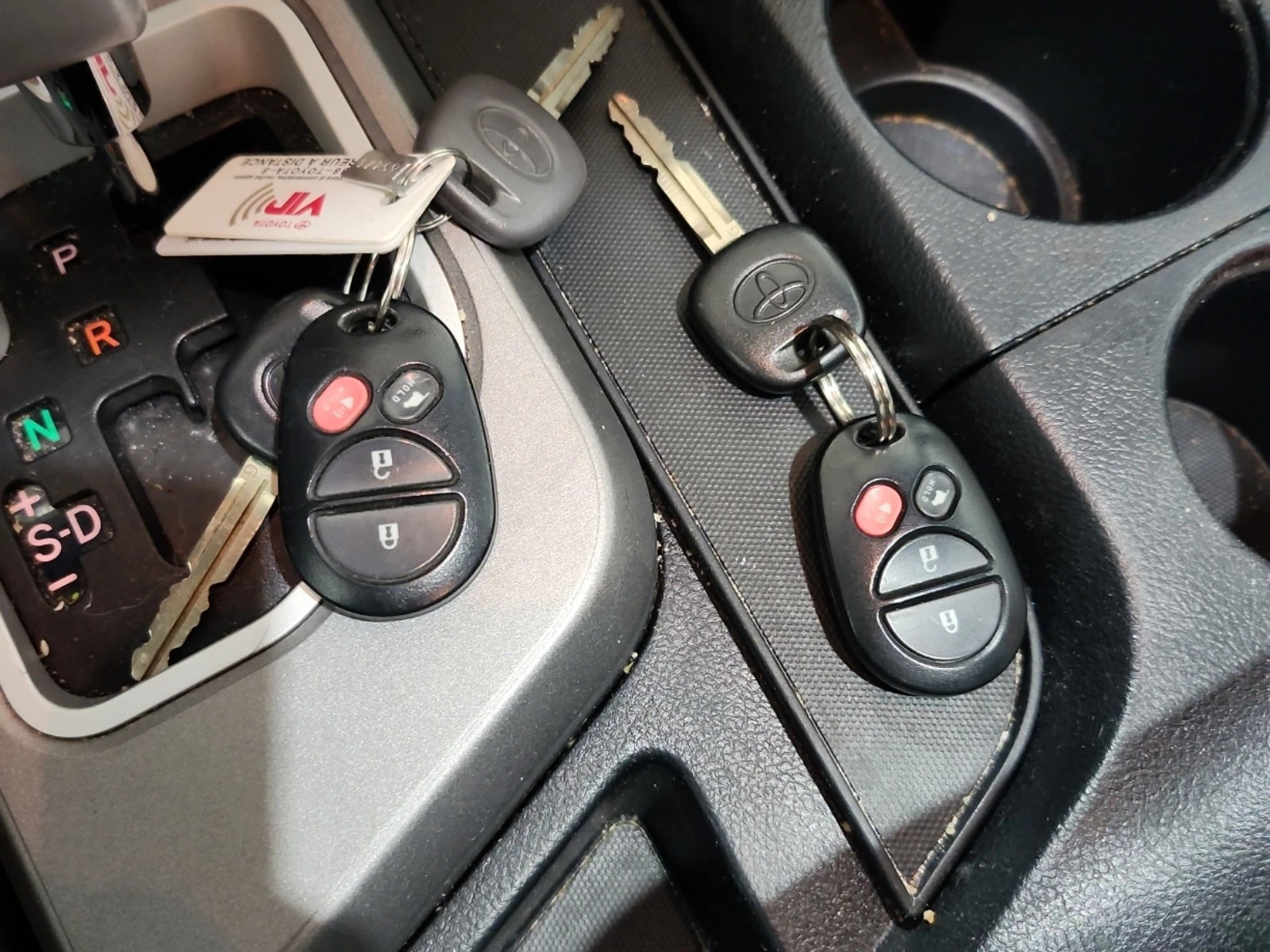 Toyota Sequoia LIMITED * * CARFAX * *   * *  | Mobile.bg   9